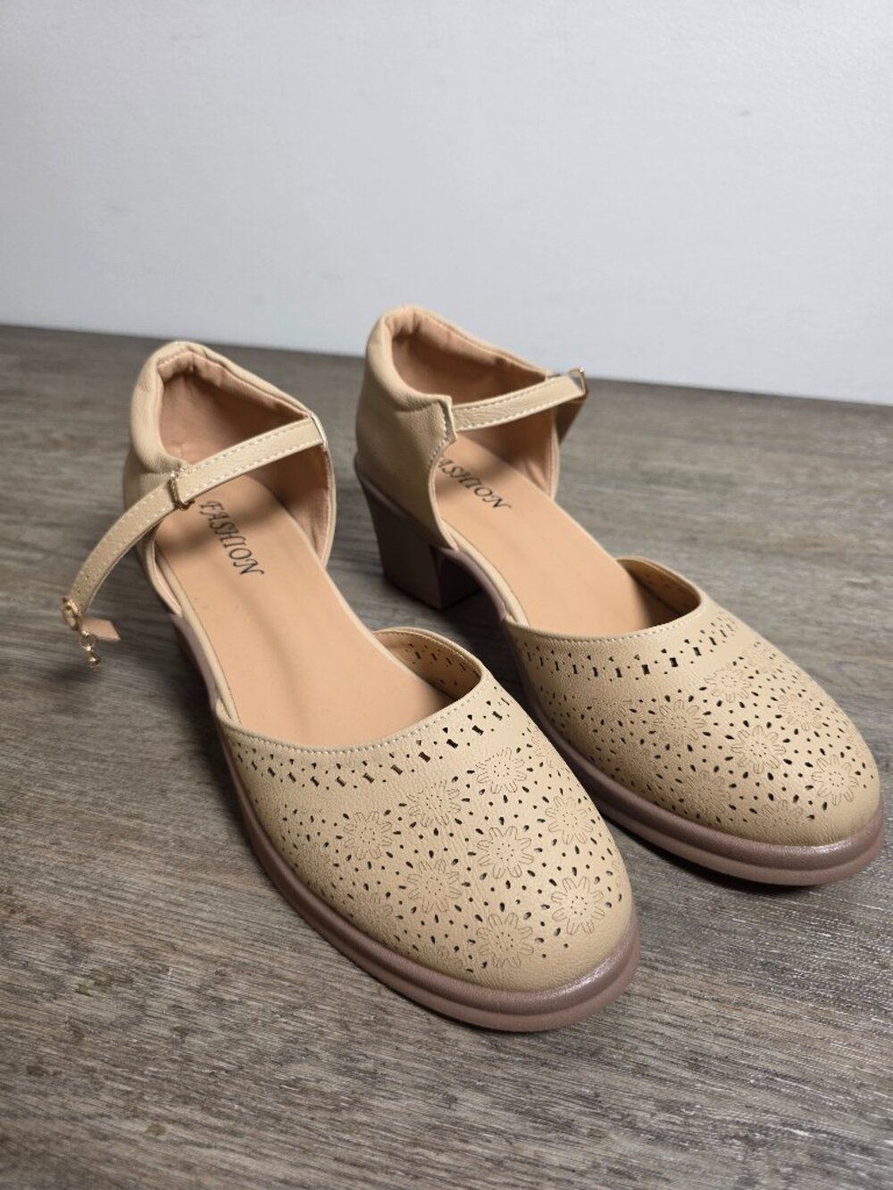 Women's Casual Sandals Closed Toe Hollow Wedge Heel Spring Summer EU 41 US 10.5